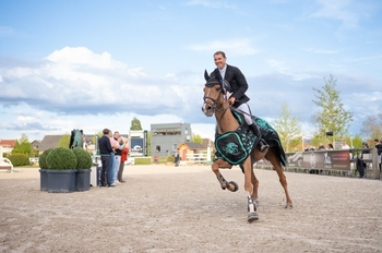 Whitaker brothers Joe and Donald are on form in Europe 